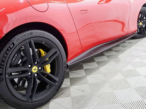 Used 2021 Ferrari Roma RWD image 13