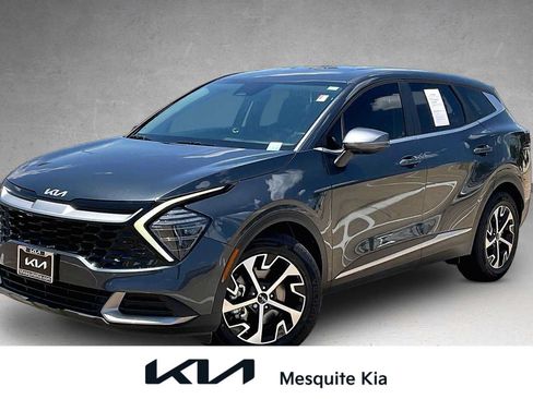 Certified 2025 Kia Sportage EX FWD image 1