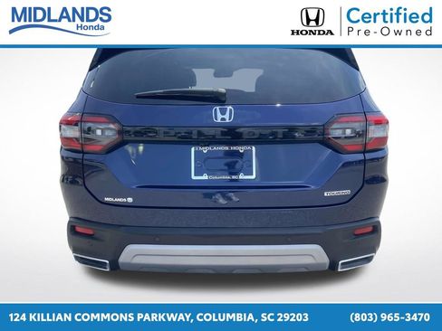 Used 2025 Honda Pilot Touring image 5