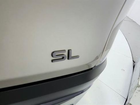 Certified 2025 Nissan Murano SL AWD/4WD image 33