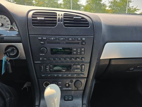 Used 2003 Ford Thunderbird RWD image 10