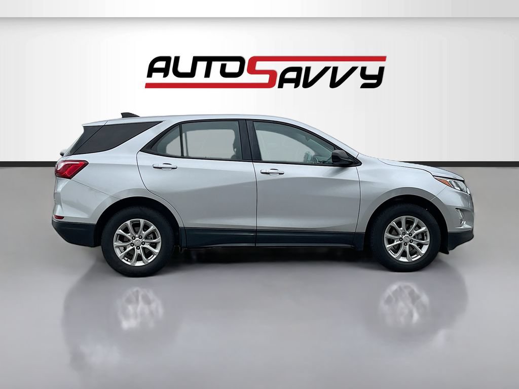 Used 2021 Chevrolet Equinox LS w/ LS Convenience Package AWD/4WD image 8