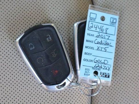 Used 2017 Cadillac XT5 Premium Luxury image 50