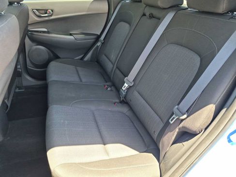 Certified 2022 Hyundai Kona SEL FWD image 18