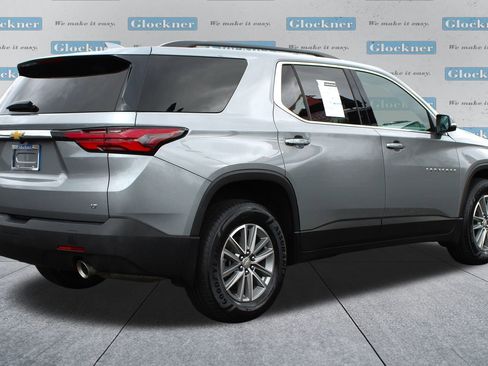 Used 2023 Chevrolet Traverse LT image 6