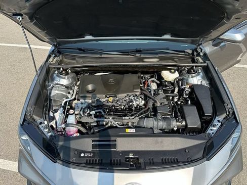 Used 2025 Toyota Camry SE FWD image 7