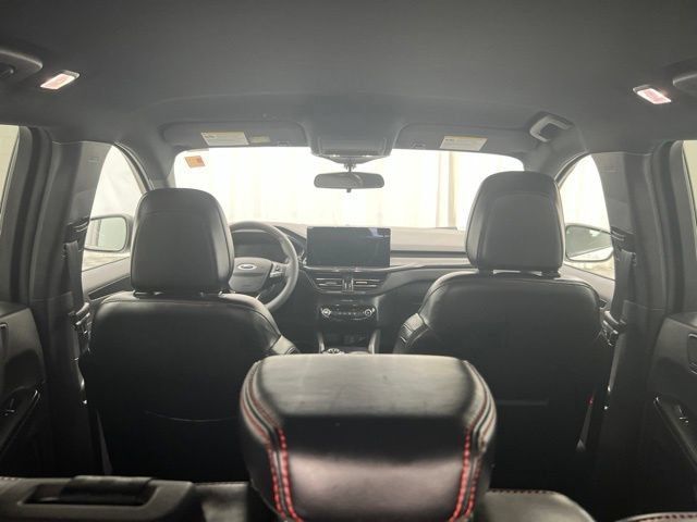 Used 2023 Ford Escape ST-Line w/ Tech Pack #1 AWD/4WD image 13