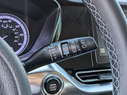 Used 2021 Kia Niro LXS image 28