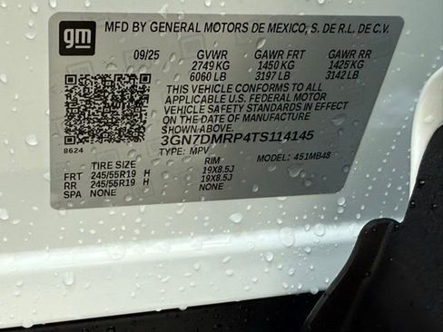 New 2026 Chevrolet Equinox EV LT image 38