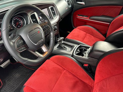 Used 2020 Dodge Charger Scat Pack w/ Dynamics Package image 9