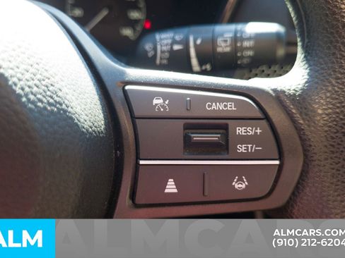 Used 2024 Honda CR-V EX image 11