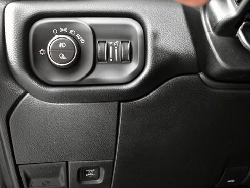 Used 2024 RAM 3500 Laramie w/ Night Edition image 14