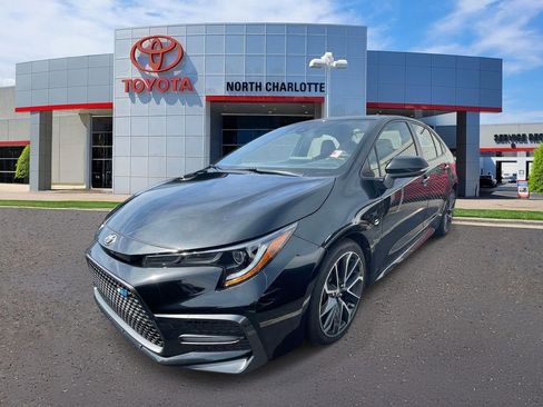 Used 2022 Toyota Corolla XSE image 4