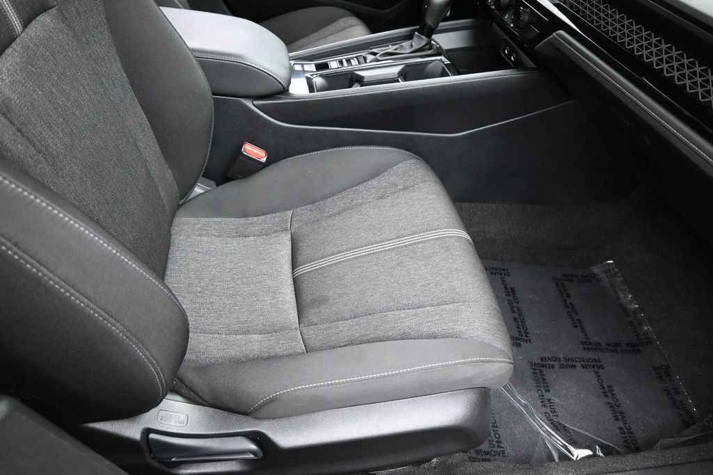 Used 2025 Honda Accord Sport image 43