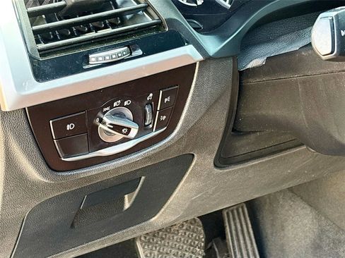 Used 2019 BMW X3 sDrive30i RWD image 10