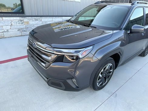 Used 2026 Subaru Forester Limited AWD/4WD image 27
