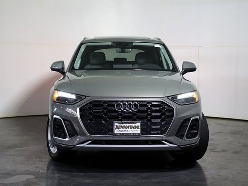 Used 2025 Audi Q5 e Premium Plus w/ Premium Plus Package image 9