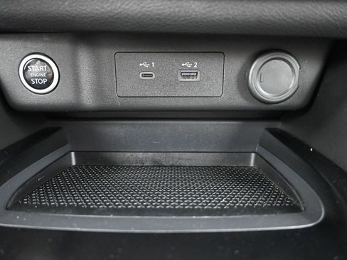 Used 2023 Nissan Rogue SV image 21