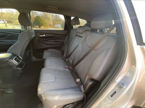 Used 2019 Hyundai Santa Fe SEL image 24