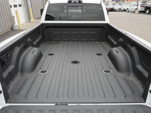 New 2026 RAM 3500 Limited AWD/4WD image 13