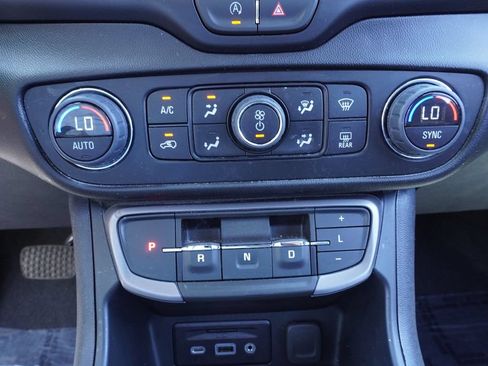 Certified 2023 GMC Terrain AT4 w/ Infotainment Package II AWD/4WD image 20