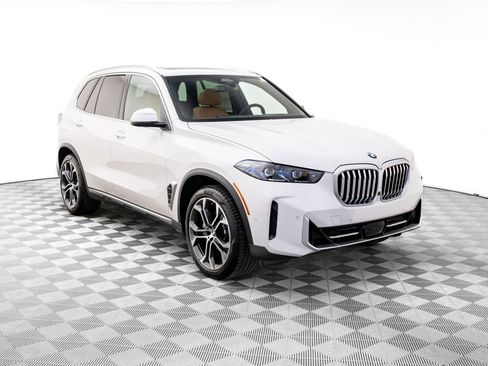 New 2026 BMW X5 xDrive40i w/ Climate Comfort Package AWD/4WD image 9