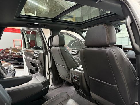 Used 2024 Chevrolet Tahoe High Country image 24