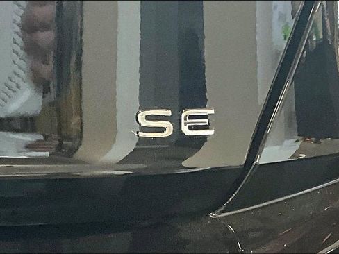 New 2026 Volkswagen Jetta SE image 10