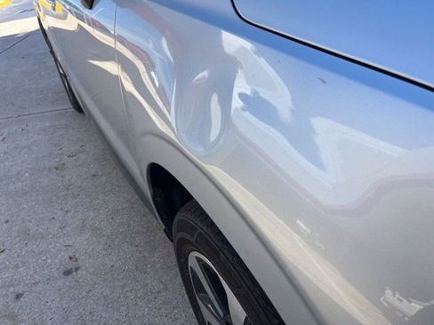 Used 2017 Subaru Forester 2.5i Premium image 5