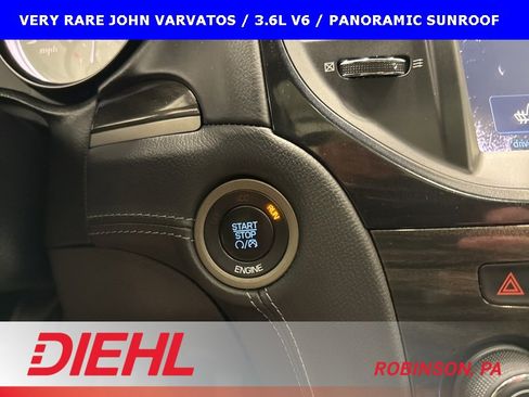 Used 2013 Chrysler 300 C image 28