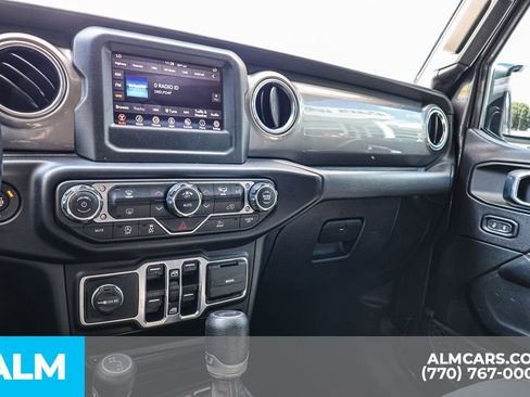 Used 2021 Jeep Wrangler Unlimited Sahara image 42