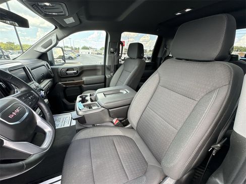 Used 2023 GMC Sierra 2500 SLE w/ SLE Convenience Package image 11