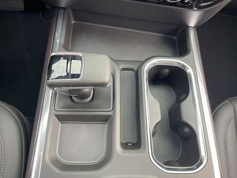 New 2026 GMC Sierra 1500 SLT w/ SLT Premium Package image 16