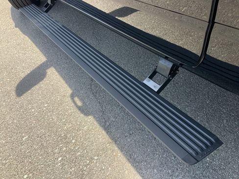 New 2026 RAM 1500 Limited AWD/4WD image 17