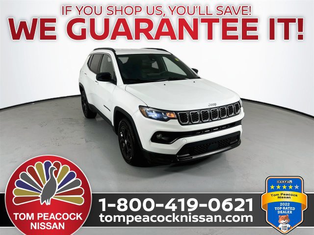 Used 2024 Jeep Compass Latitude AWD/4WD image 1