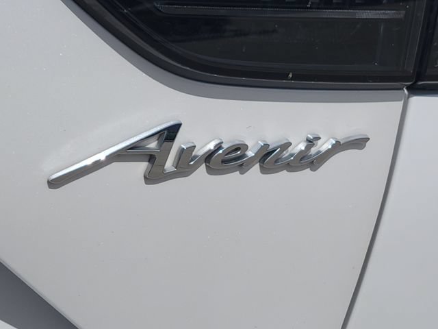 Used 2025 Buick Envision Avenir AWD/4WD image 13