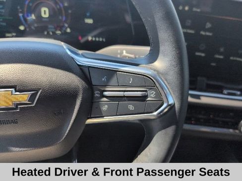 Used 2025 Chevrolet Equinox LT w/ Convenience Package II AWD/4WD image 10