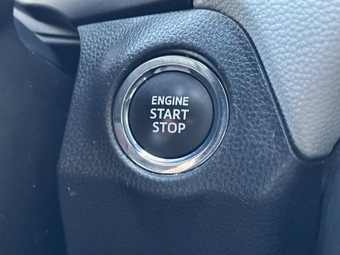 Used 2025 Toyota RAV4 XLE w/ Convenience Package FWD image 29