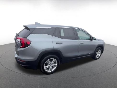 Used 2024 GMC Terrain SLE image 14