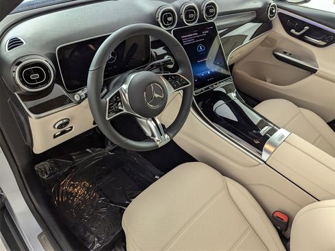 New 2026 Mercedes-Benz GLC 300 4MATIC image 7