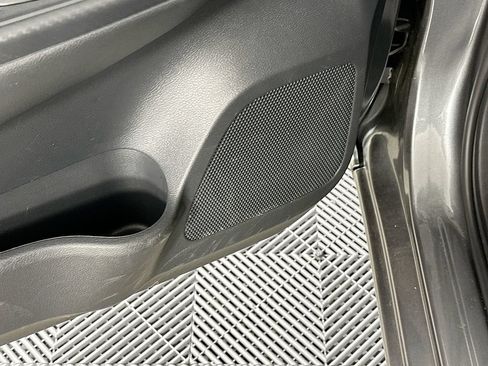 Certified 2025 Nissan Versa SV FWD image 26