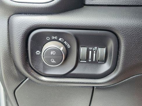 Certified 2024 RAM 3500 Laramie AWD/4WD image 34