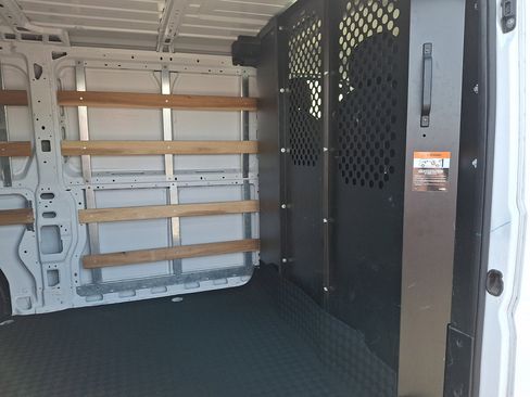 Used 2025 RAM ProMaster 2500 w/ U-Haul Equipment Group FWD image 13
