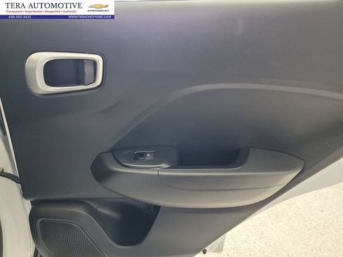 Used 2022 Hyundai Venue SEL FWD image 20