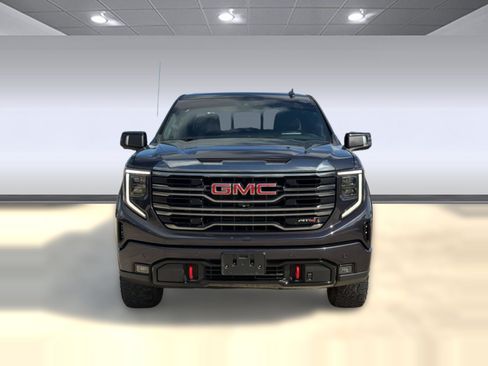 Used 2023 GMC Sierra 1500 AT4 w/ Technology Package AWD/4WD image 6