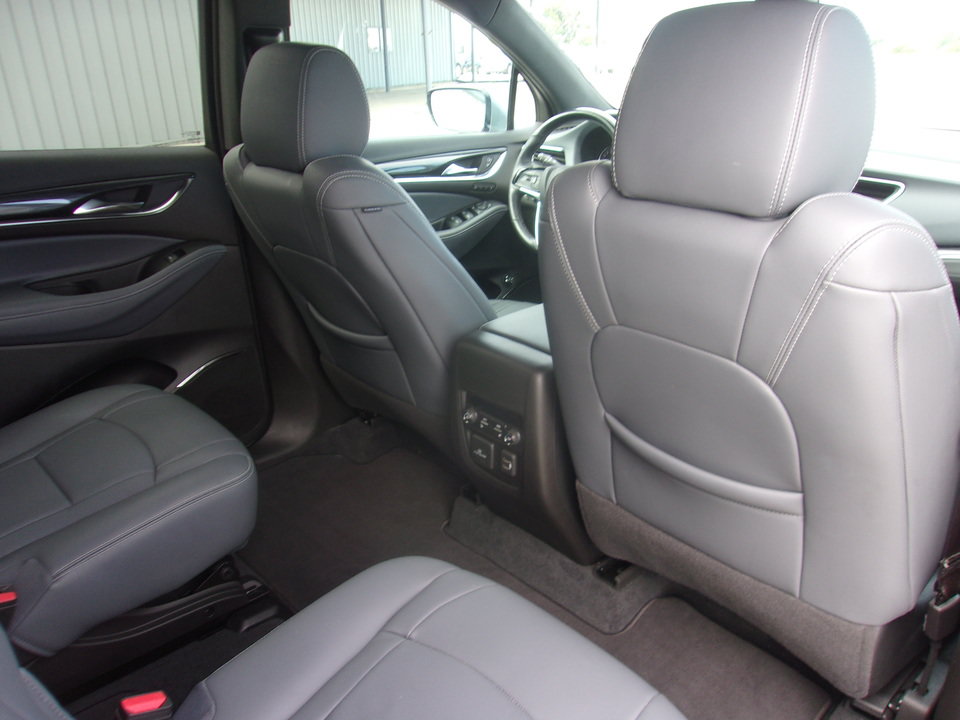 Used 2024 Buick Enclave Premium AWD/4WD image 15