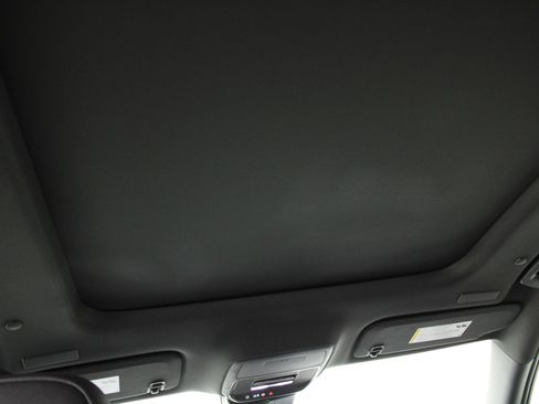 Used 2024 Chevrolet Traverse RS w/ LPO, Floor Liner Package image 22