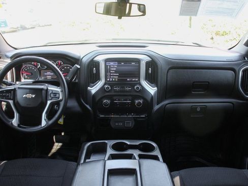 Used 2020 Chevrolet Silverado 1500 LT RWD image 24