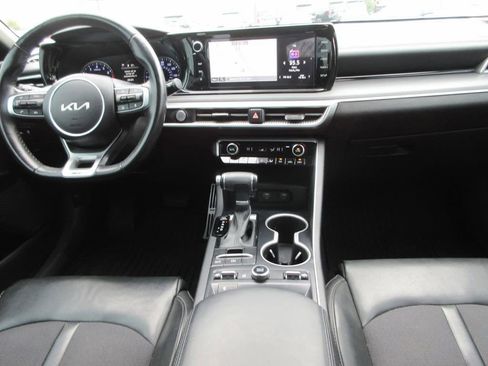 Used 2023 Kia K5 GT-Line image 15