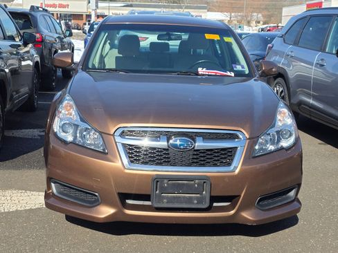 Used 2013 Subaru Legacy 2.5i Premium image 2